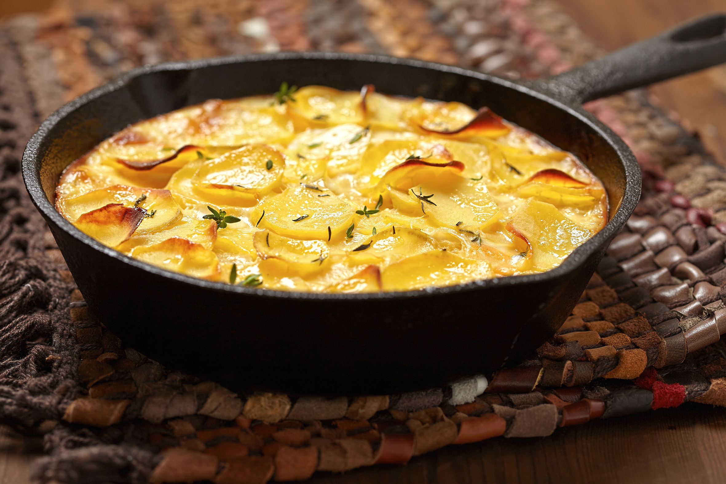 Wild - Feines Kartoffelgratin, gegarte Kartoffelscheiben in Käse-Sahne-Sauce, 2 kg Beutel Feines Kartoffelgratin, gegarte Kartoffelscheiben in Käse-Sahne-Sauce, 2 kg Beutel